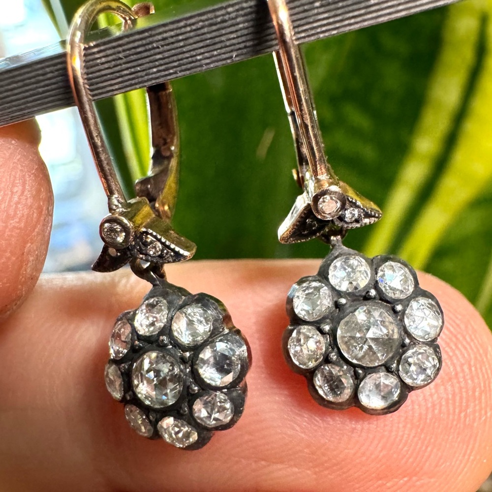 9k Rose gold Diamond Flower dangle Earrings - Picture 7 of 7